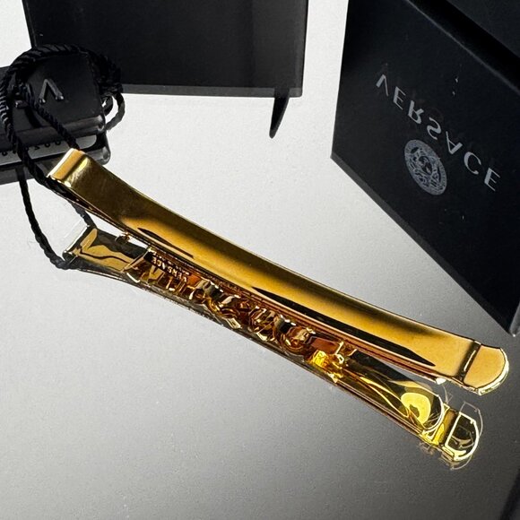 Versace Tribute Hair Clip - Picture 12 of 13